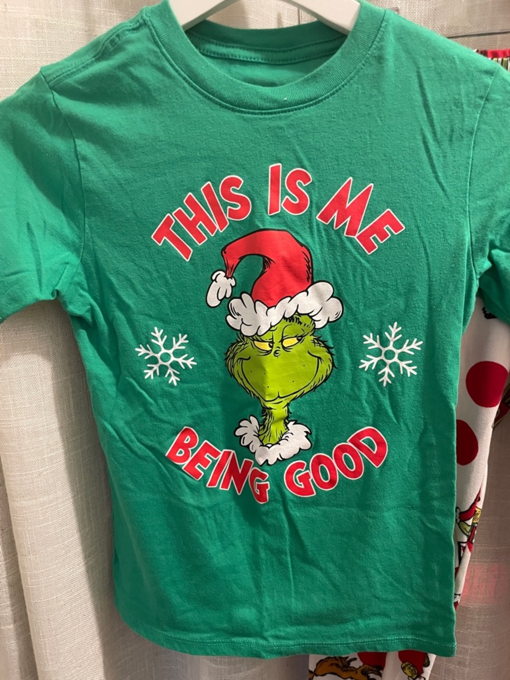 Kids Green Grinch Graphic Tee with Grinch Printed PJ Bottoms - Picture 2 of 7